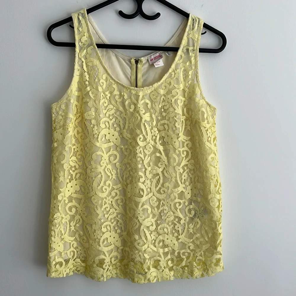 H&M lace top - Picture 1 of 5